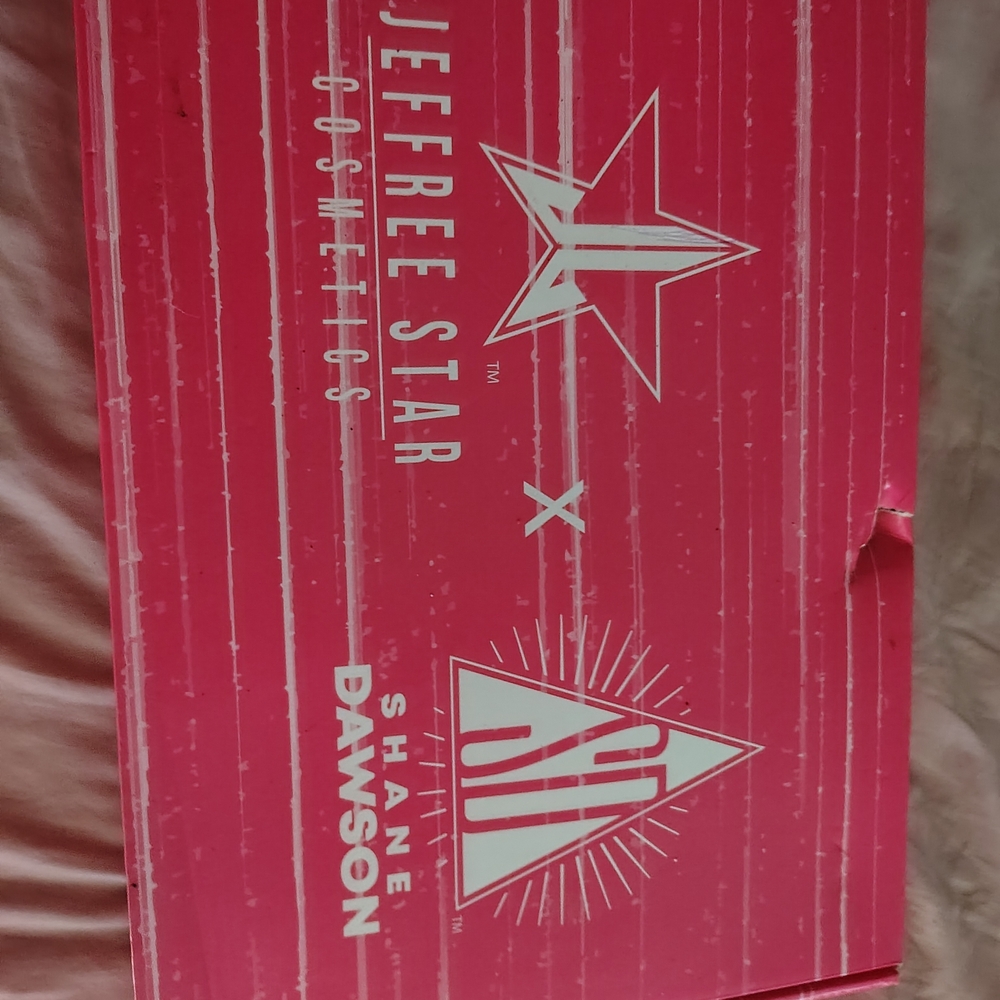 Jeffree Star x Shane Dawson Pink Box